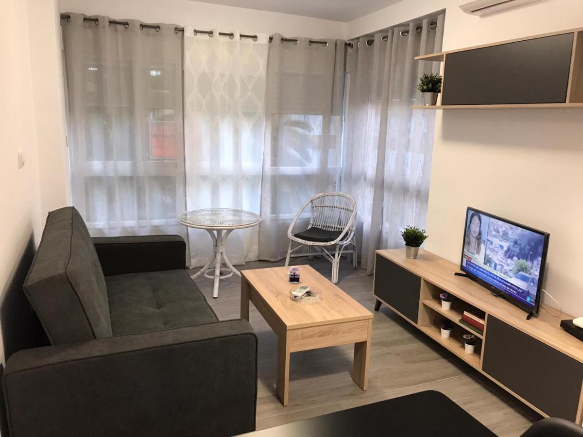 Apartamentos Centro Internacional Algarrobo-Costa Bagian luar foto