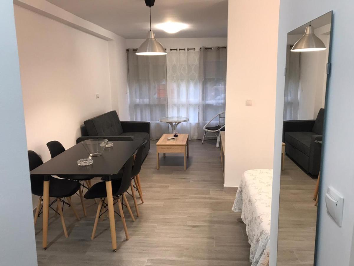 Apartamentos Centro Internacional Algarrobo-Costa Bagian luar foto